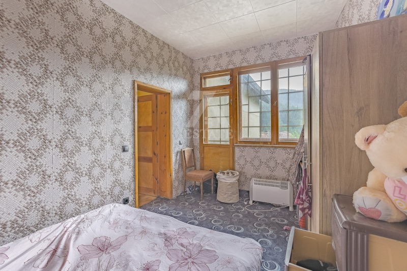 Продава  Къща област София , гр. Своге , 160 кв.м | 97383454 - изображение [5]