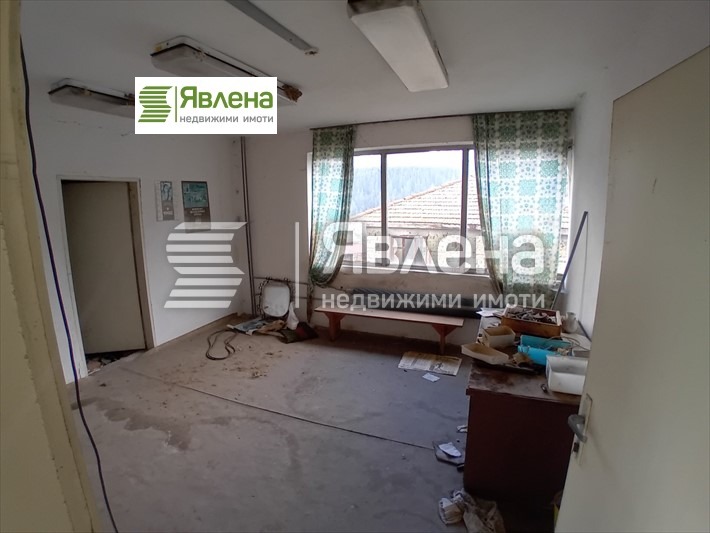 Eladó  Ipari épület régió Smolyan , Vievo , 2506 négyzetméter | 11079662 - kép [5]