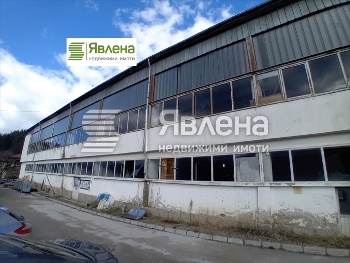 Eladó  Ipari épület régió Smolyan , Vievo , 2506 négyzetméter | 11079662 - kép [9]