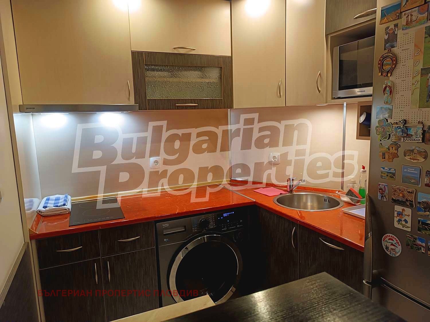 Продава 3-СТАЕН, гр. Пловдив, Кършияка, снимка 2 - Апартаменти - 50874721