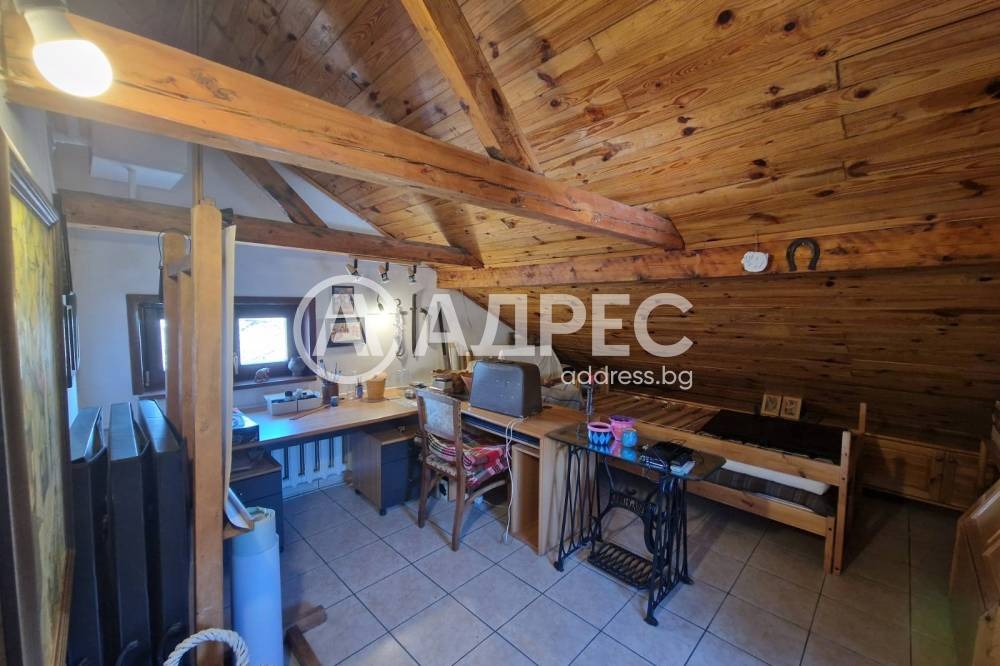 Продава КЪЩА, гр. София, Горна баня, снимка 6 - Къщи - 54564087