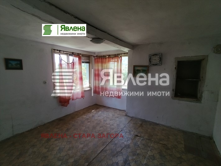 Na prodej  Dům oblast Stará Zagora , Sulica , 174 m2 | 48510326 - obraz [8]