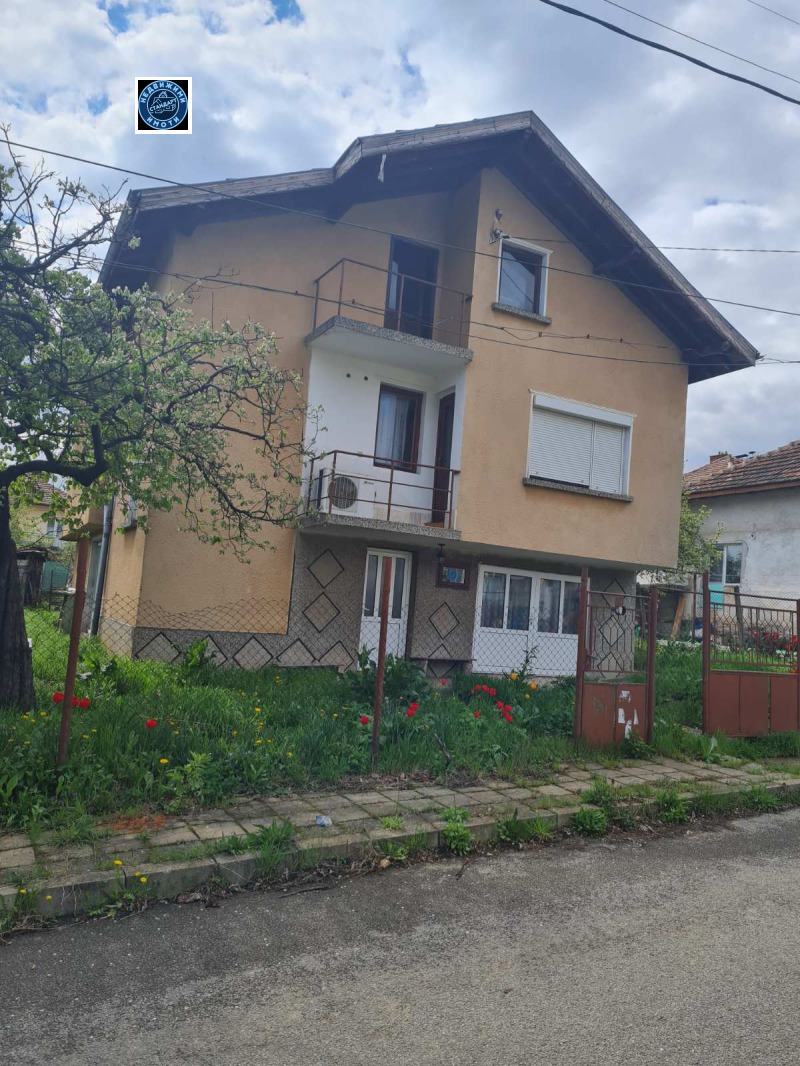 In vendita  Casa regione Montana , Berkovitsa , 180 mq | 66883776