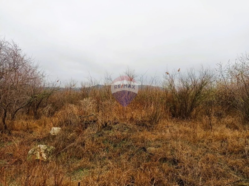 Till salu  Komplott Varna , m-t Manastirski rid , 1497 kvm | 98783355 - bild [2]