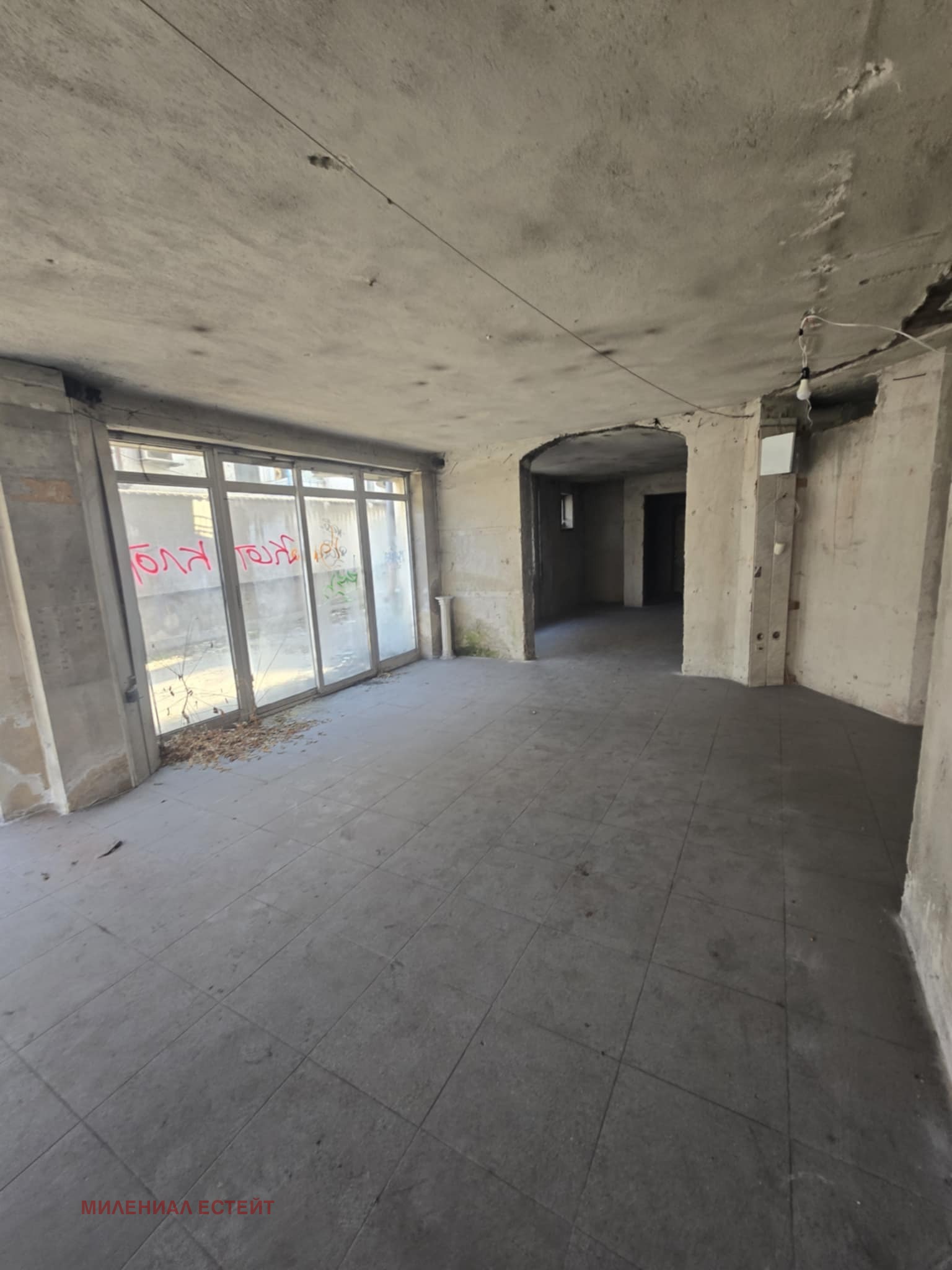 Продава МАГАЗИН, гр. София, Лозенец, снимка 2 - Магазини - 50624099