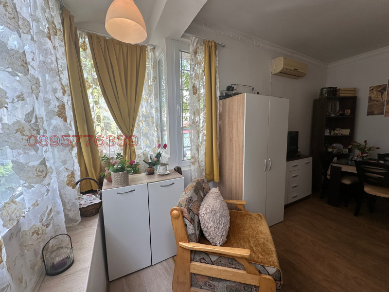 Na sprzedaż  1 sypialnia Burgas , Centar , 45 mkw | 60165848