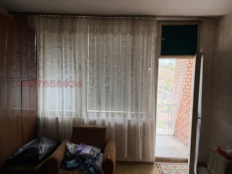 Продава 3-СТАЕН, гр. Елена, област Велико Търново, снимка 3 - Апартаменти - 52781377