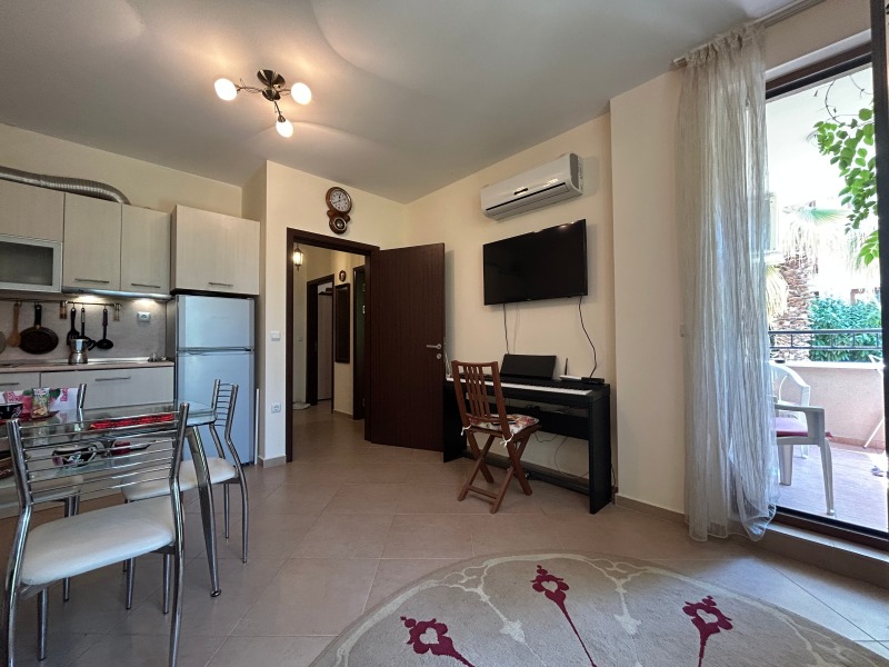 À venda  2 quartos região Burgas , k.k. Slantchev briag , 68 m² | 56731777 - imagem [2]