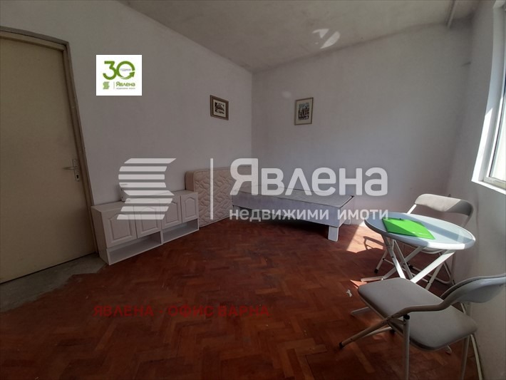 Te koop  2 slaapkamers Varna , Kolchozen pazar , 100 m² | 42667393