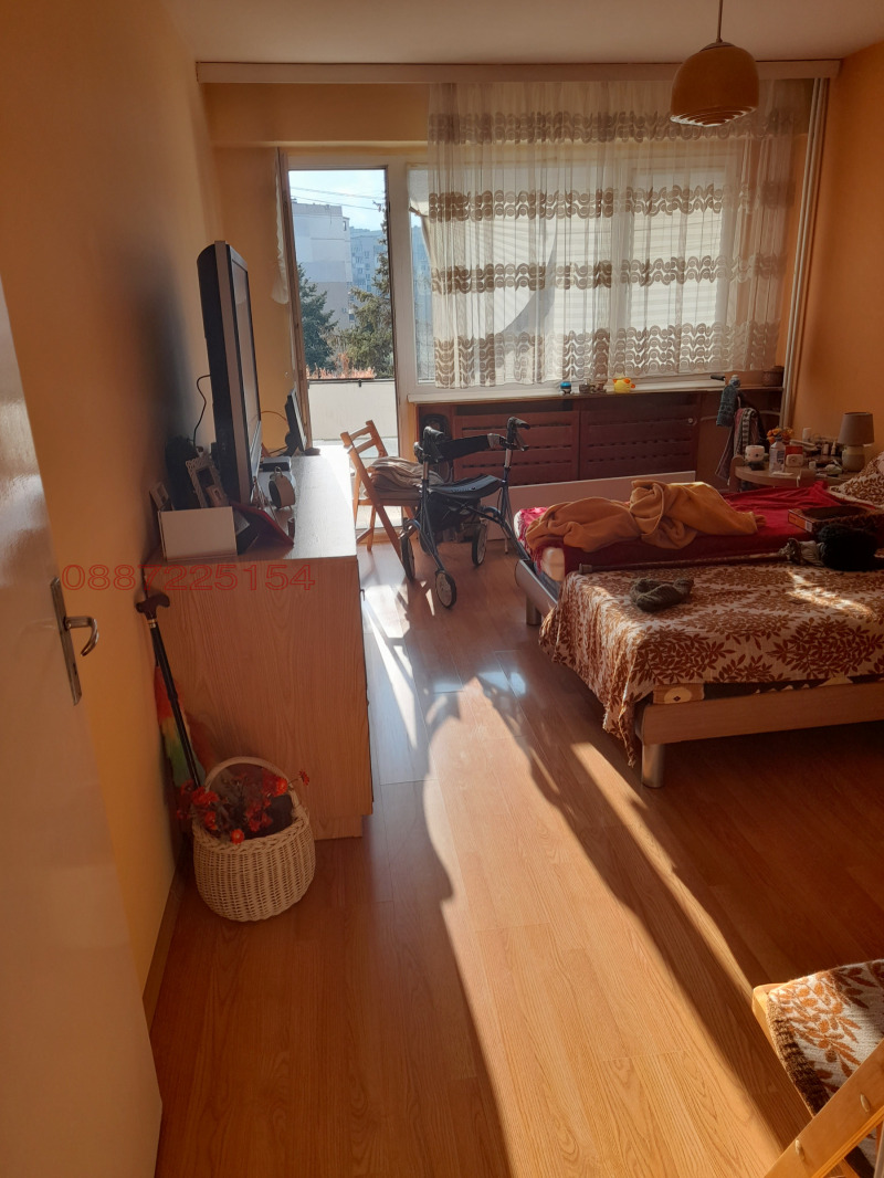 De vânzare  3 dormitoare Sofia , Liulin 4 , 88 mp | 32890661 - imagine [3]