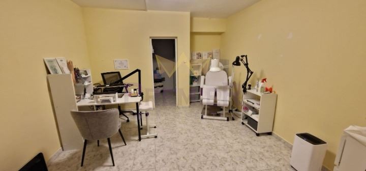 Продава  Офис, град Варна, Фестивален комплекс •  154 500 EUR • ID 40458227 — holmes.bg - [1] 