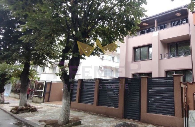 Na sprzedaż  Dom region Burgas , Primorsko , 288 mkw | 82428569