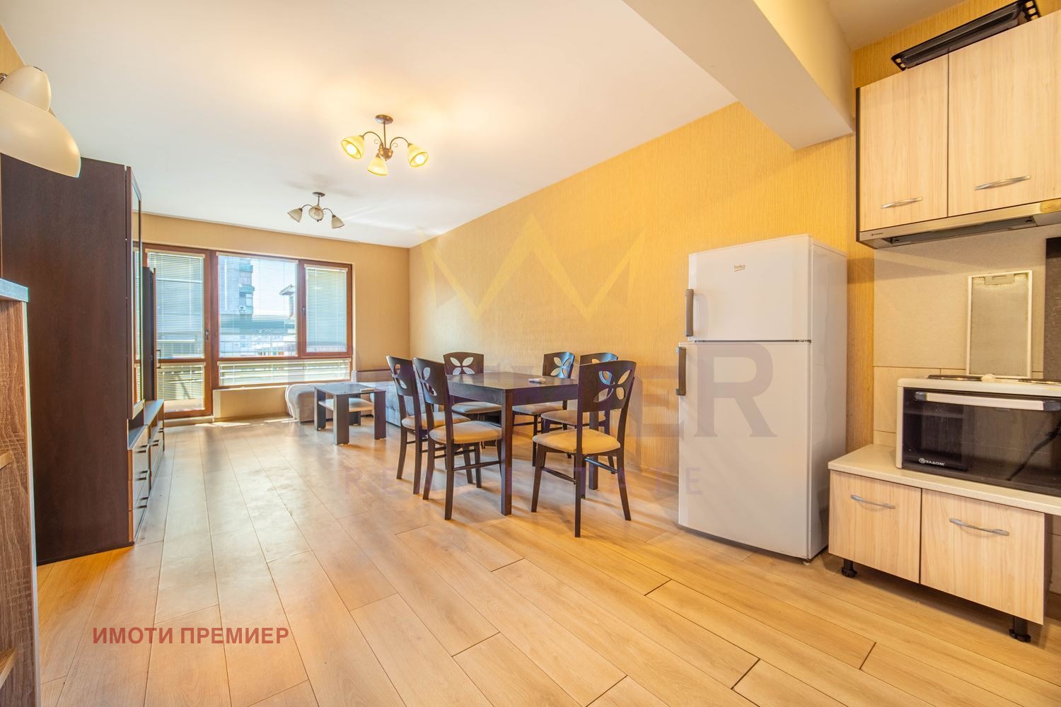 Продава 3-СТАЕН, гр. Варна, Център