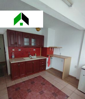 Продава 2-стаен област Шумен гр. Нови пазар - [1] 