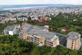2 slaapkamers Vazrazjdane 3, Varna