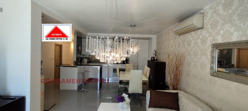 En venta  3 dormitorios Shumen , Tsentar , 180 metros cuadrados | 81362129