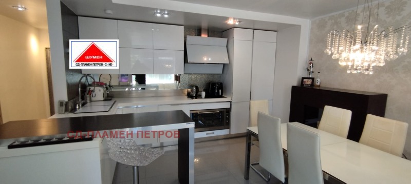 De vânzare  3 dormitoare Șumen , Țentâr , 180 mp | 81362129 - imagine [9]