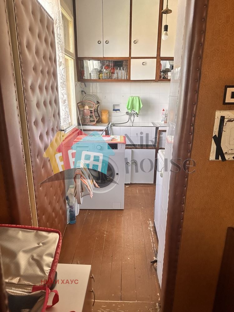 Продава  Етаж от къща град Варна , Аспарухово , 220 кв.м | 67002959 - изображение [6]