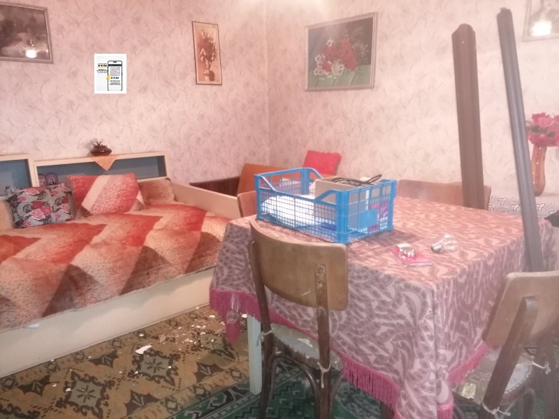 Продава КЪЩА, гр. Добрич, Пинета, снимка 5 - Къщи - 52199631