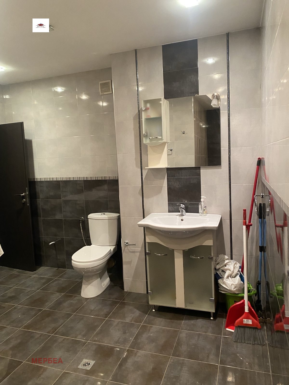 Продава 3-СТАЕН, гр. Перник, Изток, снимка 9 - Апартаменти - 55276034