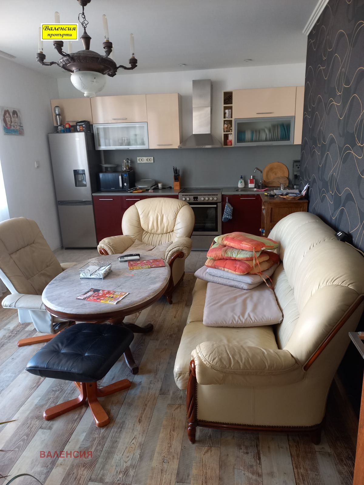 Продава 4-СТАЕН, гр. Враца, Център, снимка 2 - Апартаменти - 54249805