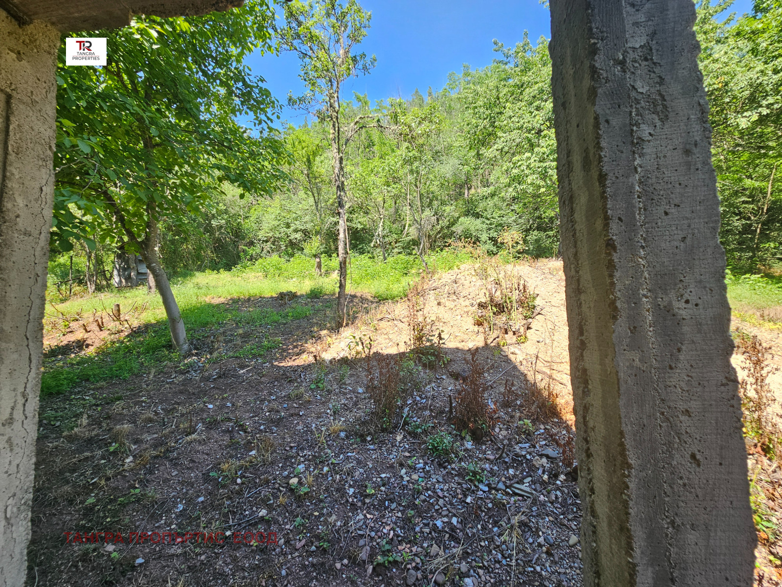 Продава КЪЩА, с. Лобош, област Перник, снимка 13 - Къщи - 55076734