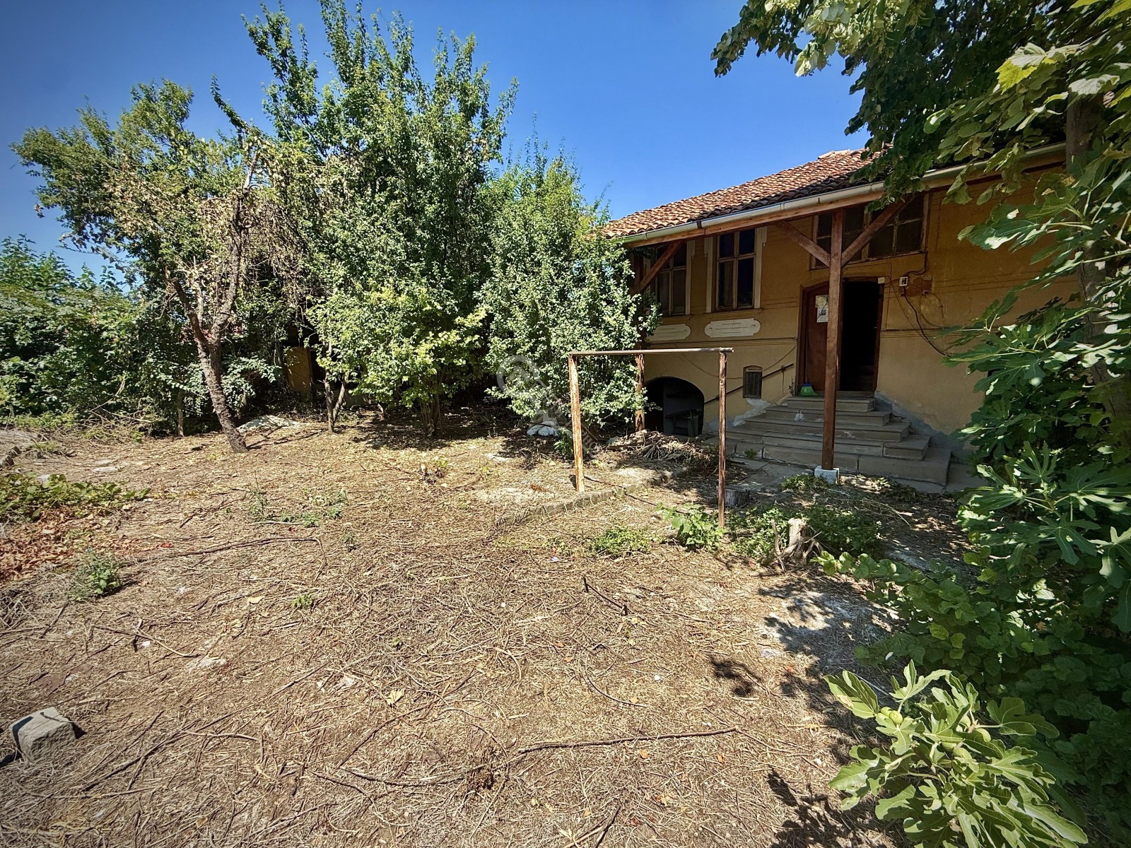 Продава КЪЩА, гр. Лясковец, област Велико Търново, снимка 2 - Къщи - 55526202