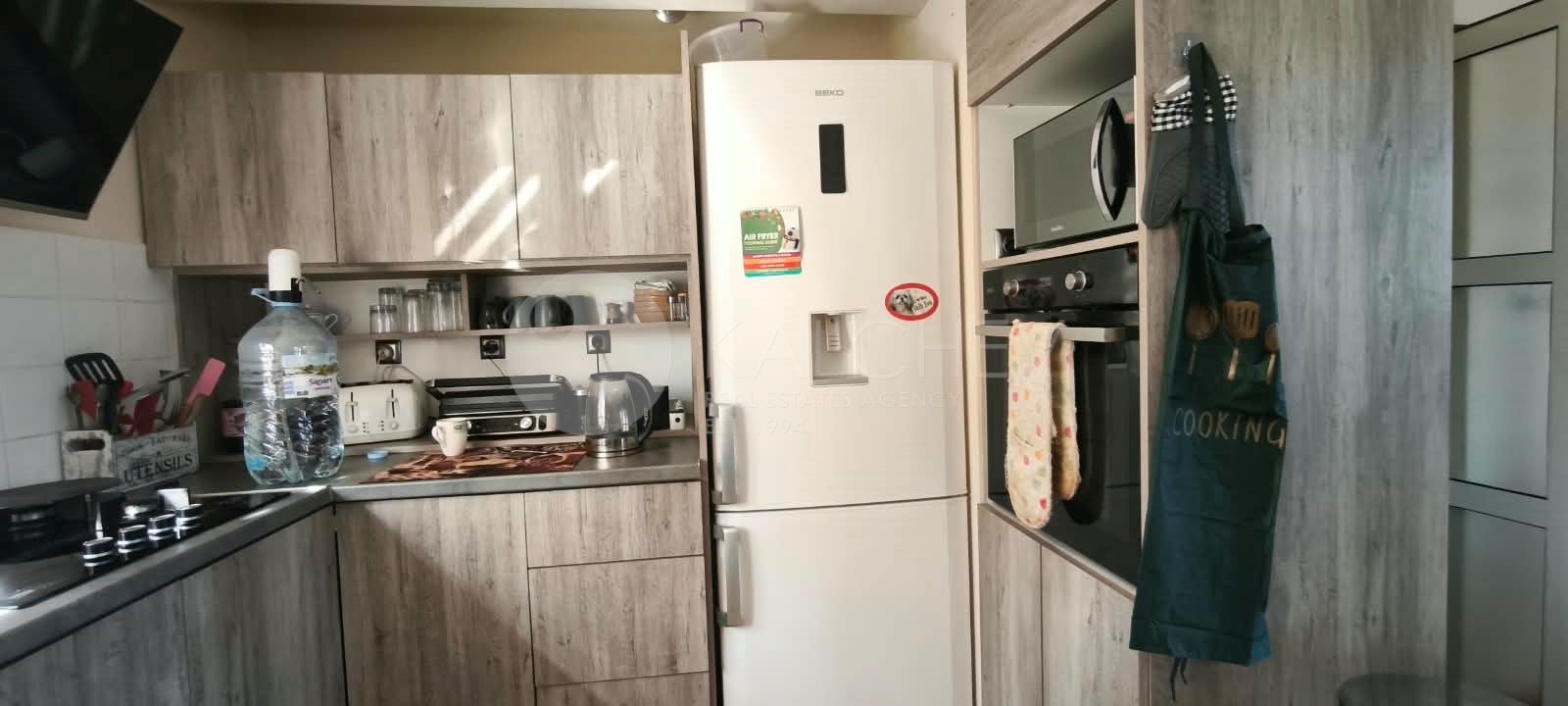Продава КЪЩА, гр. Балчик, област Добрич, снимка 4 - Къщи - 56019023