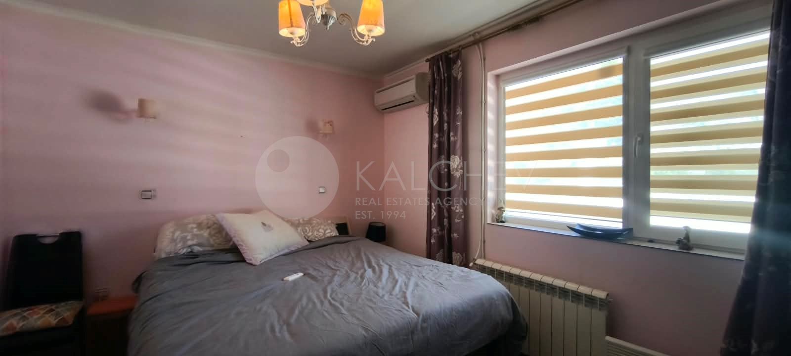 Продава КЪЩА, гр. Балчик, област Добрич, снимка 8 - Къщи - 56019023