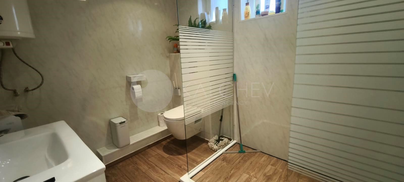 Продава КЪЩА, гр. Балчик, област Добрич, снимка 11 - Къщи - 56019023