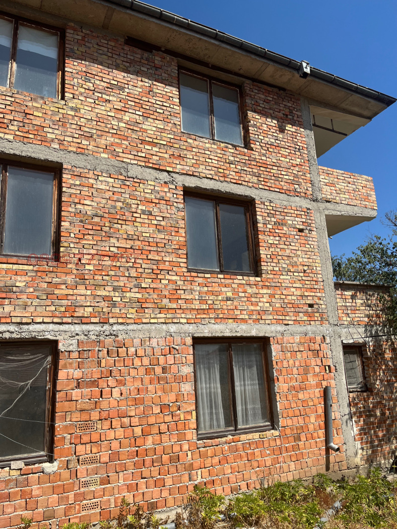 Продава КЪЩА в област Бургас, с. Тънково - 200 кв.м / 165 000 € » 322 711.95 лв.