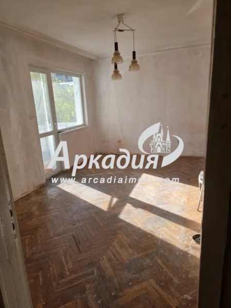 Продава 2-СТАЕН, гр. Пловдив, Въстанически, снимка 2 - Апартаменти - 52410423