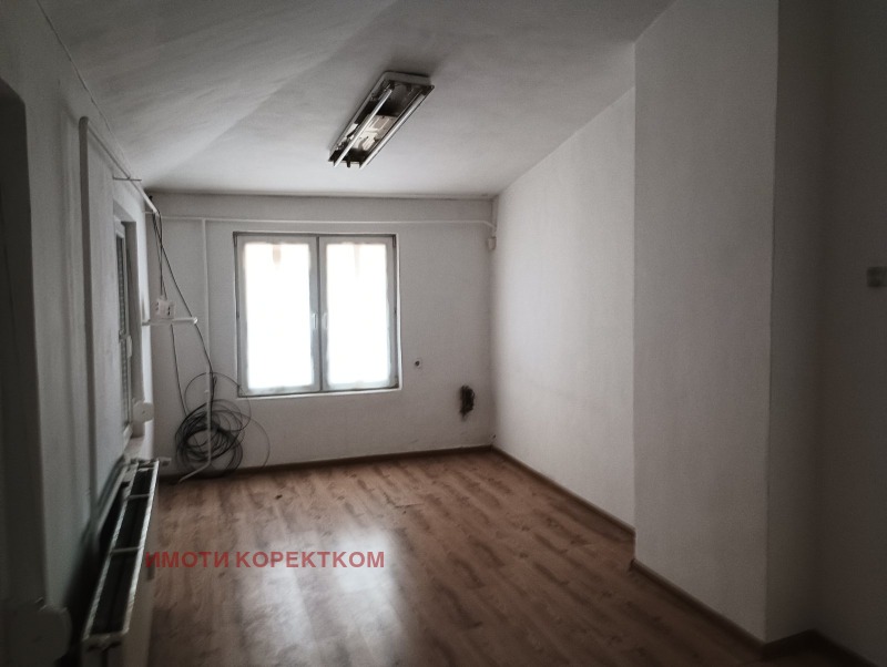 De vânzare  Birou Sofia , Țentâr , 650 mp | 56420082 - imagine [8]