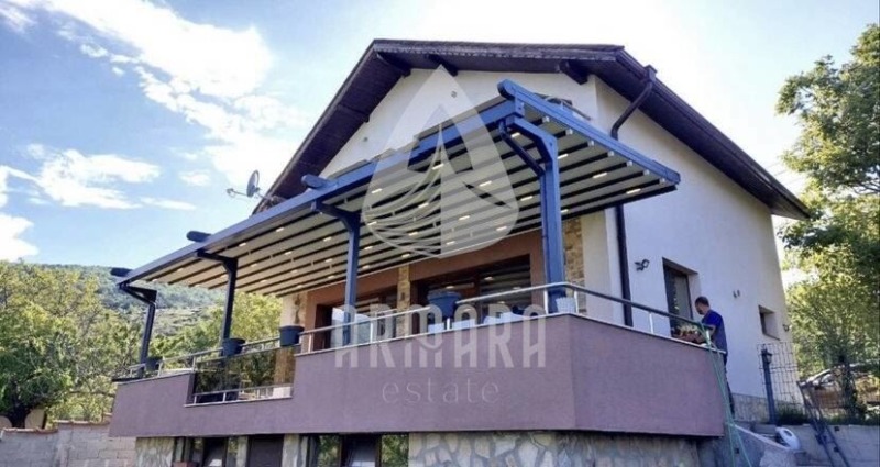 Продава КЪЩА, с. Брестник, област Пловдив