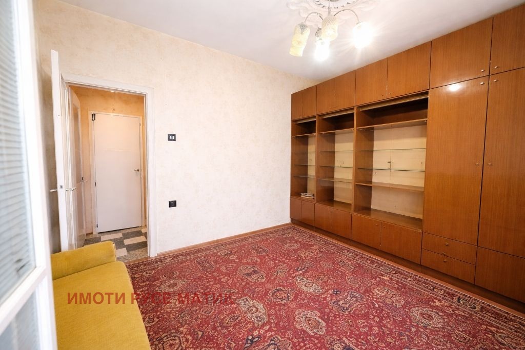 Продава 2-СТАЕН, гр. Русе, Здравец, снимка 2 - Апартаменти - 54218224