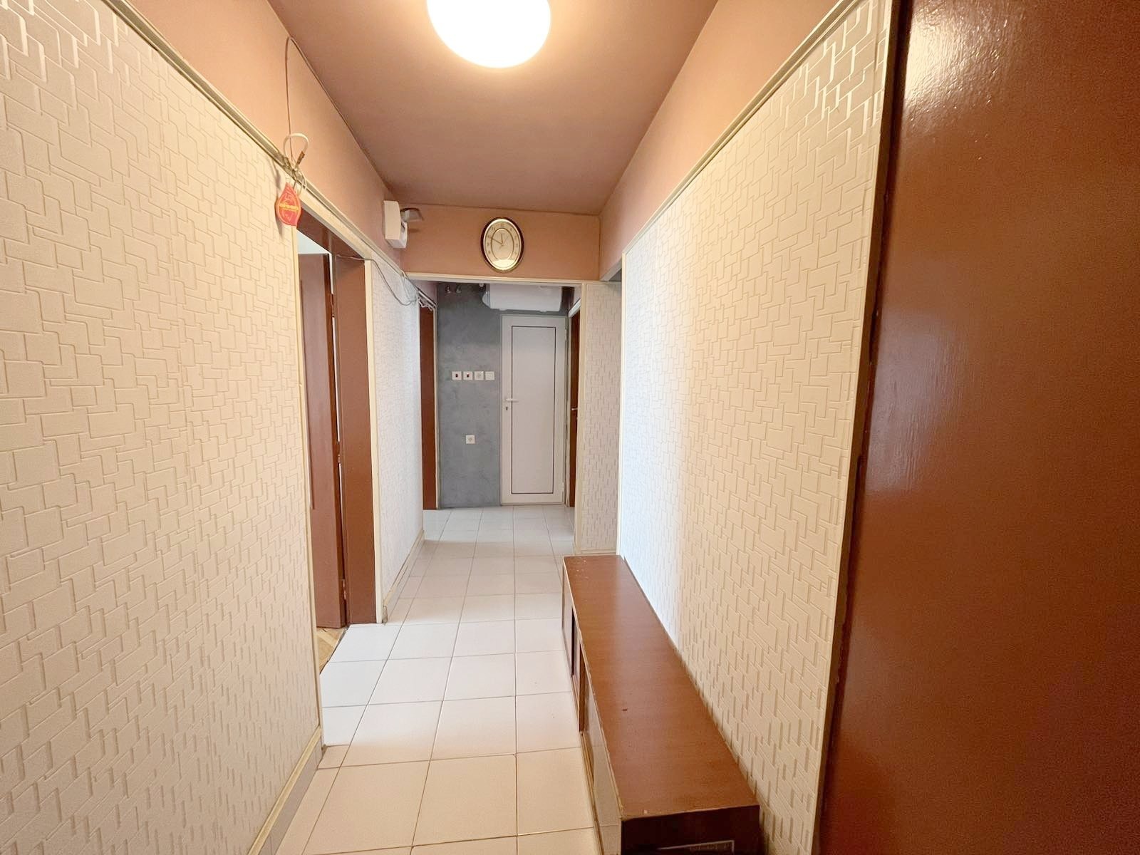 Продава 3-СТАЕН, гр. Шумен, Тракия, снимка 9 - Апартаменти - 54940576