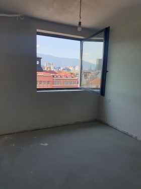 3 camere da letto Banishora, Sofia 11