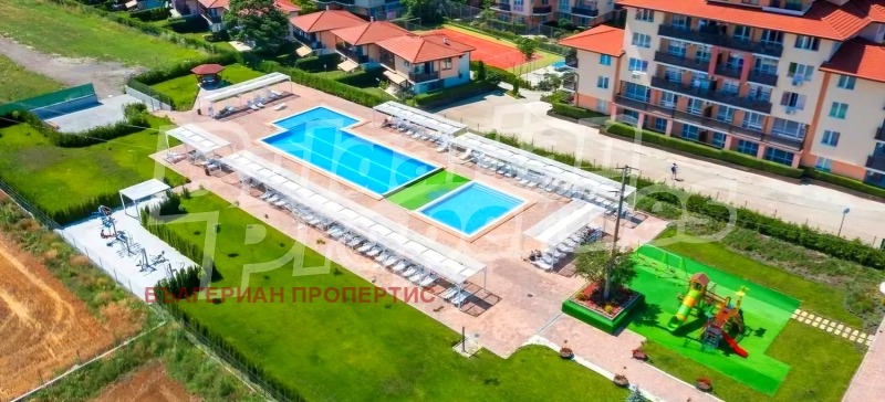 Продава 2-СТАЕН, гр. Ахелой, област Бургас, снимка 2 - Апартаменти - 53440594