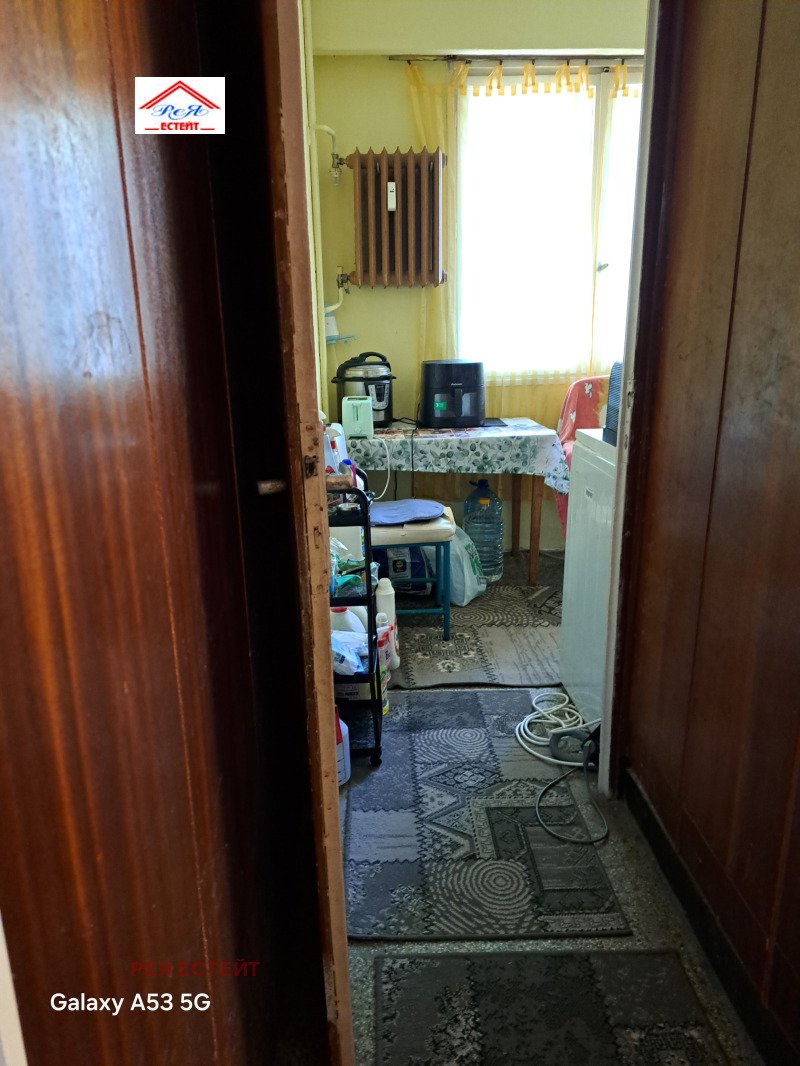 Продава  3-стаен град Плевен , Сторгозия , 81 кв.м | 75023208 - изображение [3]