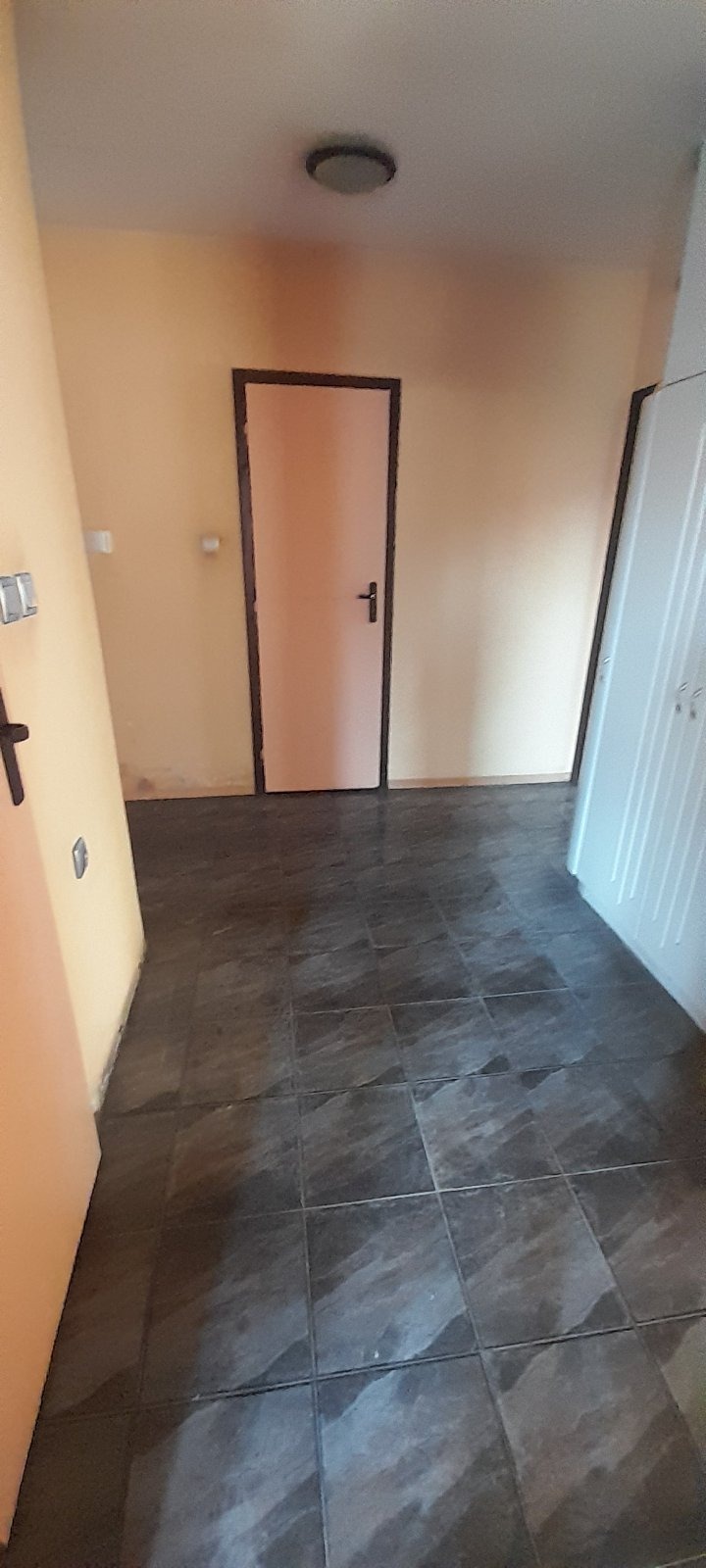 Продава  4-стаен град Плевен , Широк център , 137 кв.м | 44255415 - изображение [15]