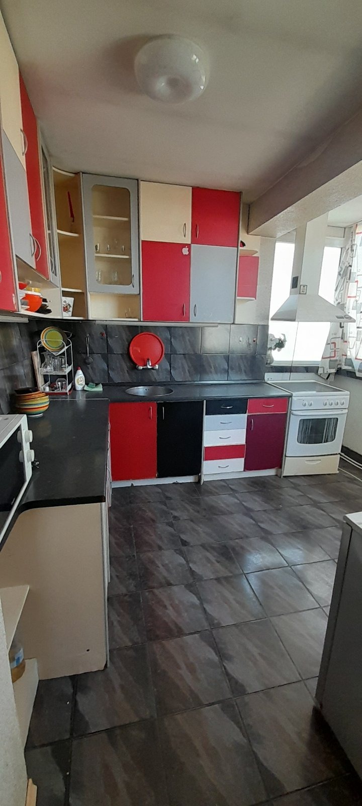 Продава  4-стаен град Плевен , Широк център , 137 кв.м | 44255415 - изображение [6]