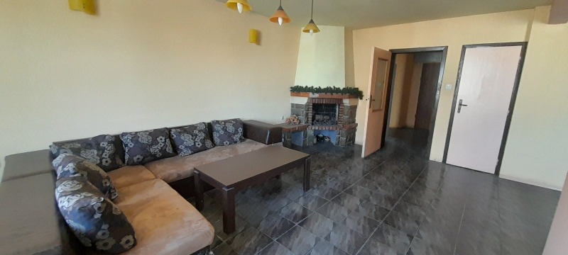 Продава  4-стаен град Плевен , Широк център , 137 кв.м | 44255415 - изображение [3]