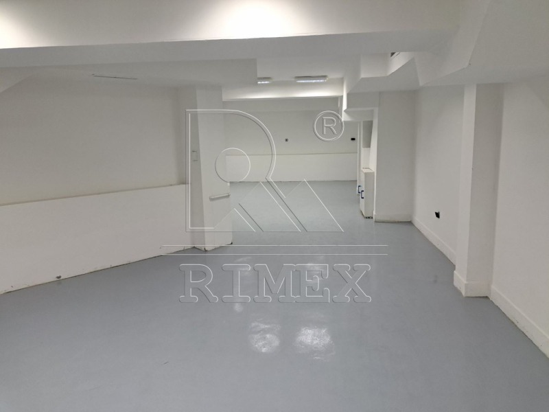 À venda  Comprar Plovdiv , Karchiiaka , 251 m² | 53900859 - imagem [2]