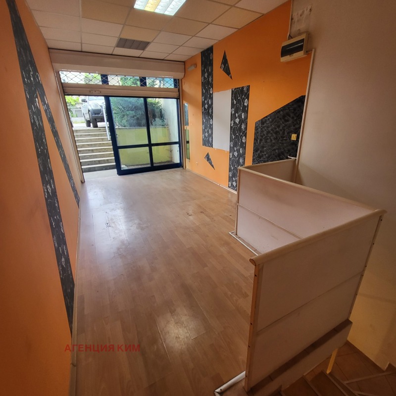 Eladó  Üzlet Sofia , Reduta , 59 négyzetméter | 94438855 - kép [2]