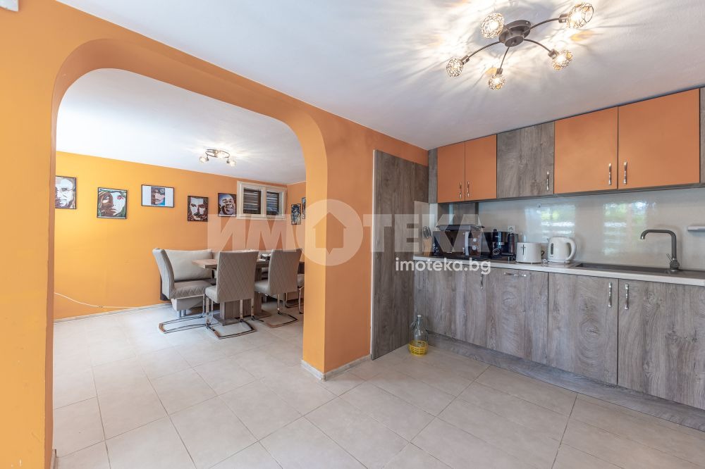 Продава КЪЩА, гр. Варна, м-т Долна Трака, снимка 4 - Къщи - 54739754