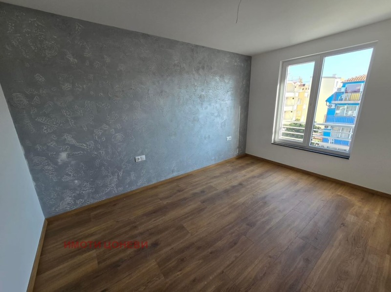 Na sprzedaż  1 sypialnia region Burgas , Rawda , 61 mkw | 92838381 - obraz [5]