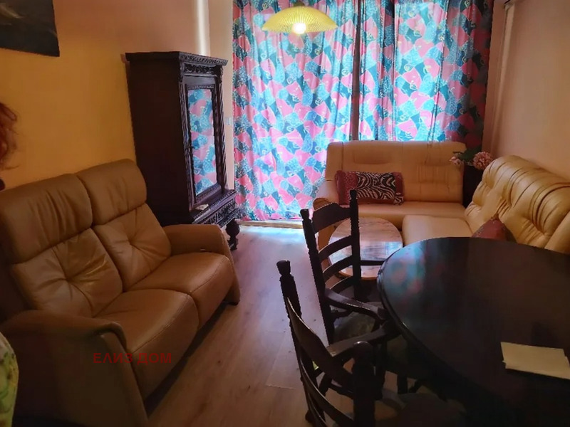 Продава 2-СТАЕН, гр. Варна, ВИНС-Червен площад, снимка 2 - Апартаменти - 52612305