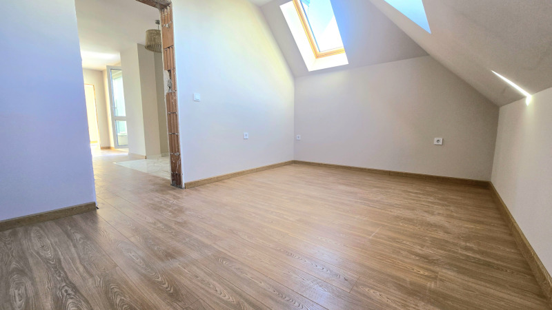 Продава 3-СТАЕН, гр. Велико Търново, Център, снимка 5 - Апартаменти - 52236613