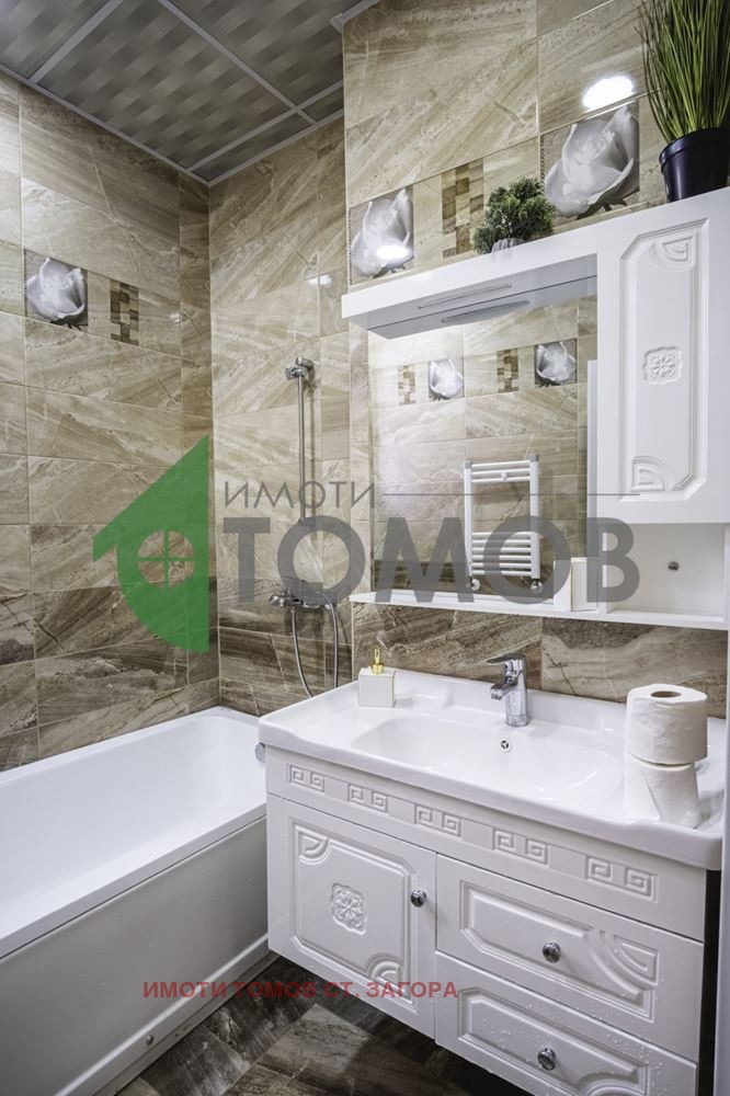 Продава 3-СТАЕН, гр. Русе, Център, снимка 16 - Апартаменти - 52705554