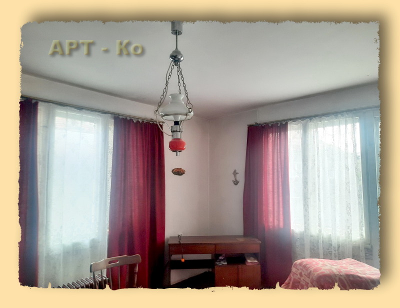 Продава  Етаж от къща град Перник , Клепало , 110 кв.м | 78209703 - изображение [8]